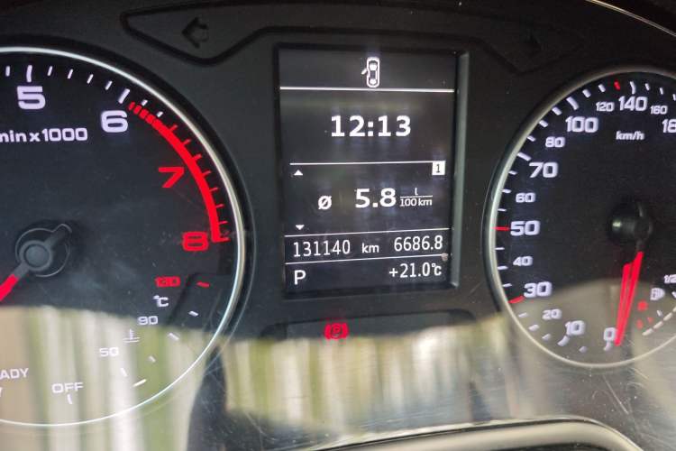 Used Audi A3 2016 Limousine 35 TFSI Prestige Edition Odometer Close Up