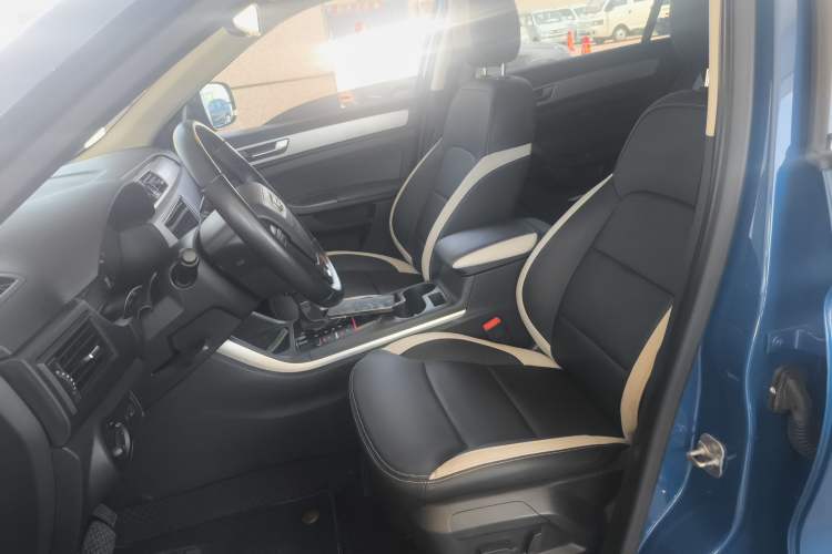Used Qoros 5 2019 1.6T Automatic Zhiyun Connect (AliOS) Edition Prestige Model
