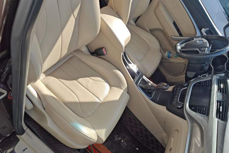 Used Geely Auto Emgrand 2017 Sedan Million Edition 1.5L CVT Luxury Model
