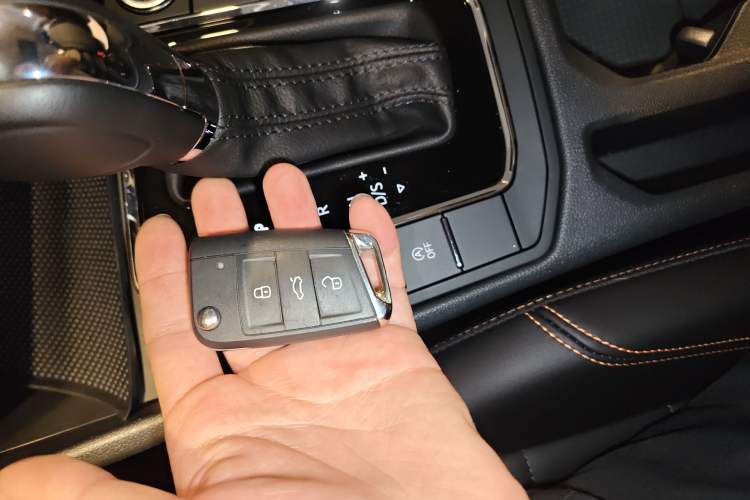 Used Volkswagen Bora 2025 200TSI DSG Enjoy Driving Navigation Edition Vehicle Key