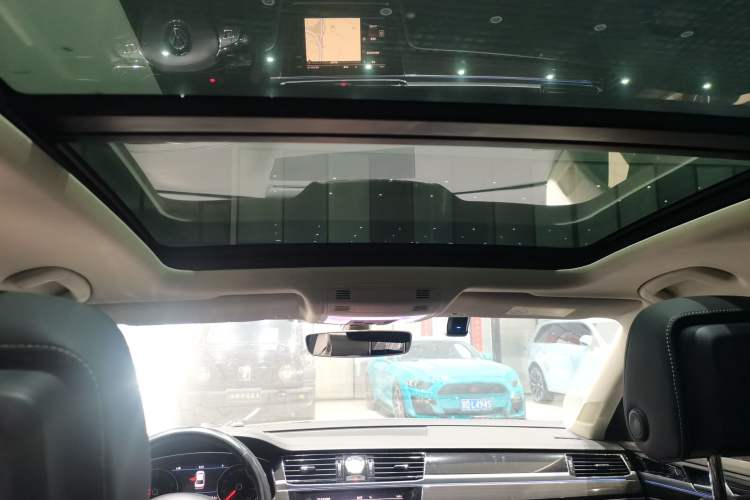 Used Volkswagen Phideon 2018 Revised Version 380TSI Two-Wheel Drive Business Edition
