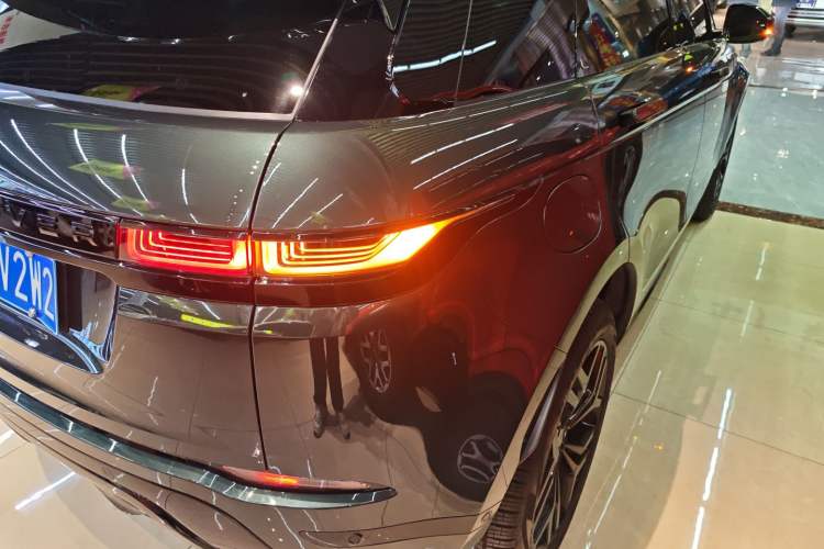 Used Land Rover Range Rover Evoque 2022 Range Rover L 249 PS R-Dynamic HSE Luxury Edition
