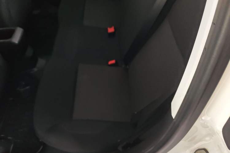 Used Peugeot 2008 2014 1.6L Automatic Fashion Edition
