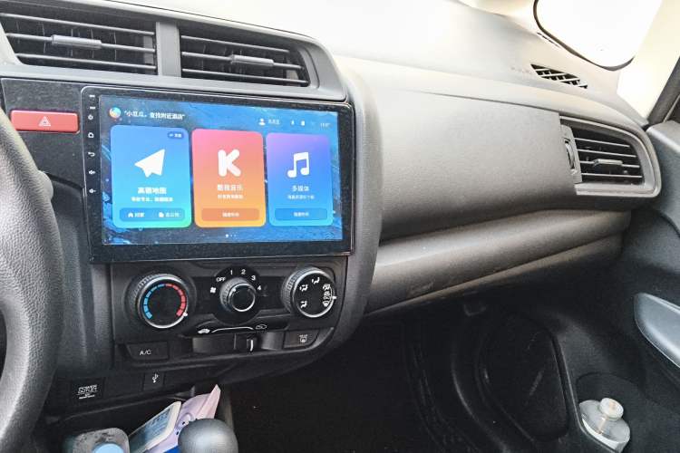 Used Honda Fit 2016 1.5L LX CVT Comfort Model Audio And AC Panel