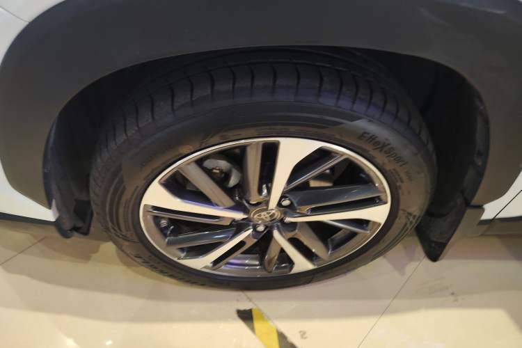 Used Toyota FRONTLANDER 2022 2.0L CVT Luxury PLUS Edition