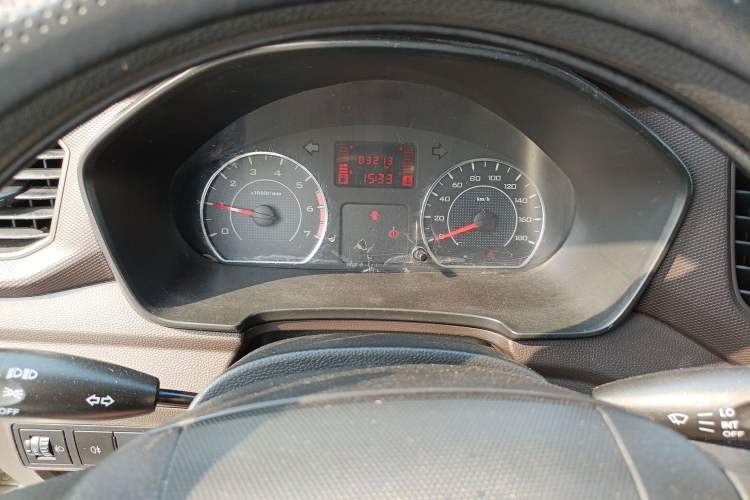Used Wuling Hongguang V  Instrument Cluster