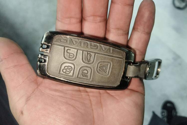 Used Jaguar XFL 2018 XFL 2.0T 250 PS Luxury Edition
