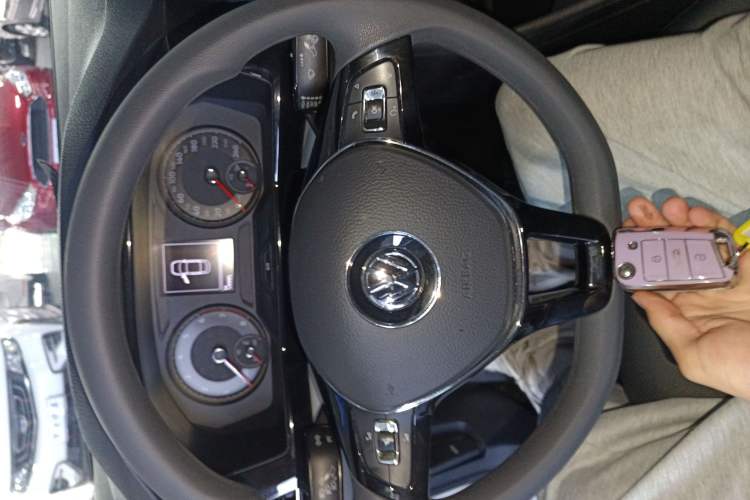 Used Volkswagen Lavida 2019 1.5L Automatic Comfort Edition China VI Standard
