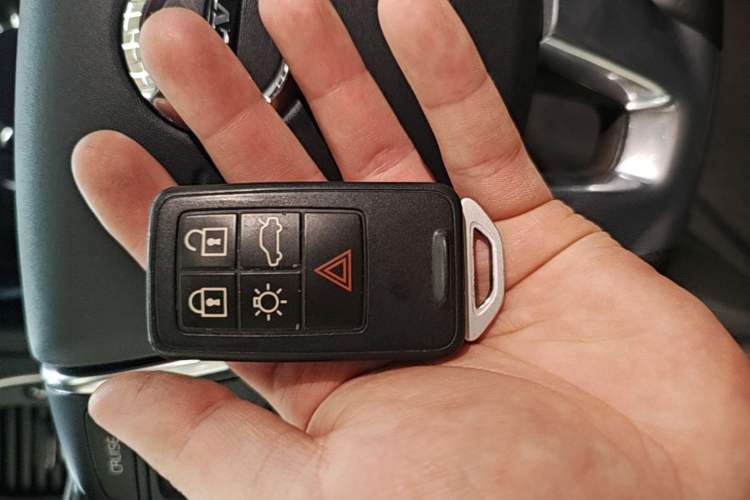 Used Volvo V40 2017 T3 Zhiyi Edition Vehicle Key