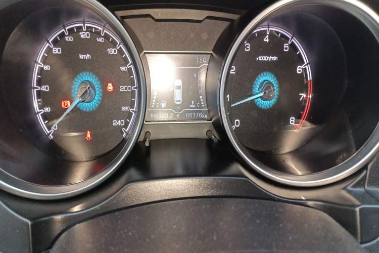 Used Zotye SR7 2016 1.5T CVT Cube Heart Edition China IV Standard