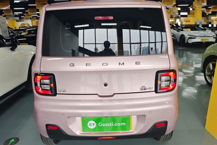 Used Geely Galaxy Panda 2023 Panda Mini 200km Endurance Bear
