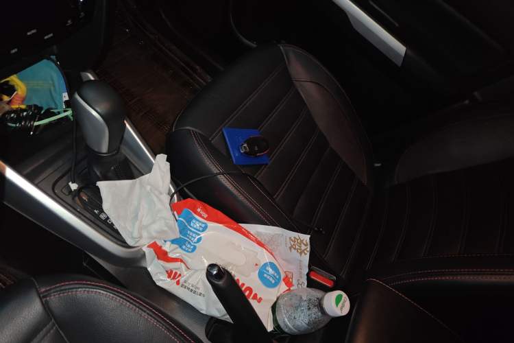 Used Suzuki Vitara 2016 1.4T Automatic Two-Wheel Drive Luxury Version Vehicle Key