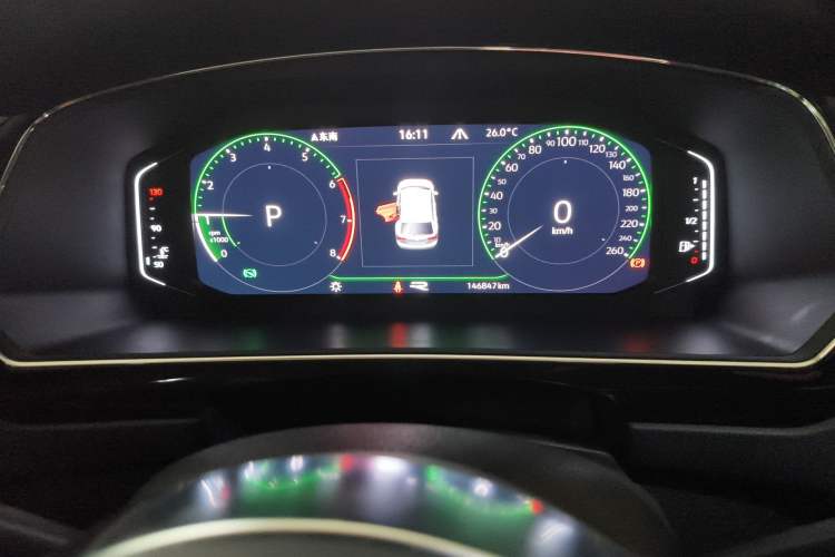 Used Volkswagen Tiguan L 2021 380TSI Automatic All-Wheel Drive R-Line Comfort Plus 7-Seater Odometer Close Up