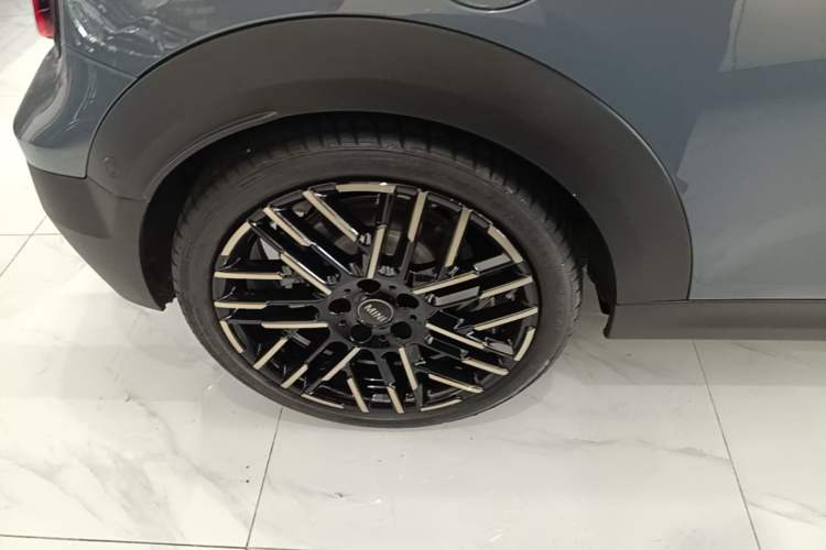 MINI 2025 2.0T COOPER S CABRIO Limited Edition Daylight Stardust Color de segunda mano