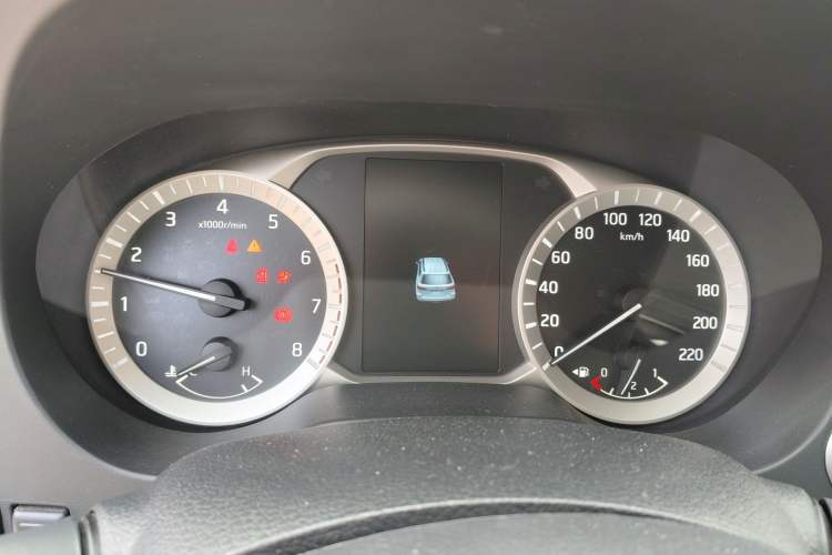 Used Nissan Terra 2018 2.5L Automatic 4x4 Flagship Edition
