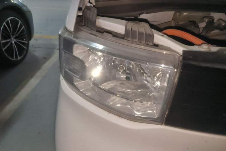 Used Wuling Hongguang MINIEV 2020 Enjoyment Model Lithium Iron Phosphate Right Front Headlight