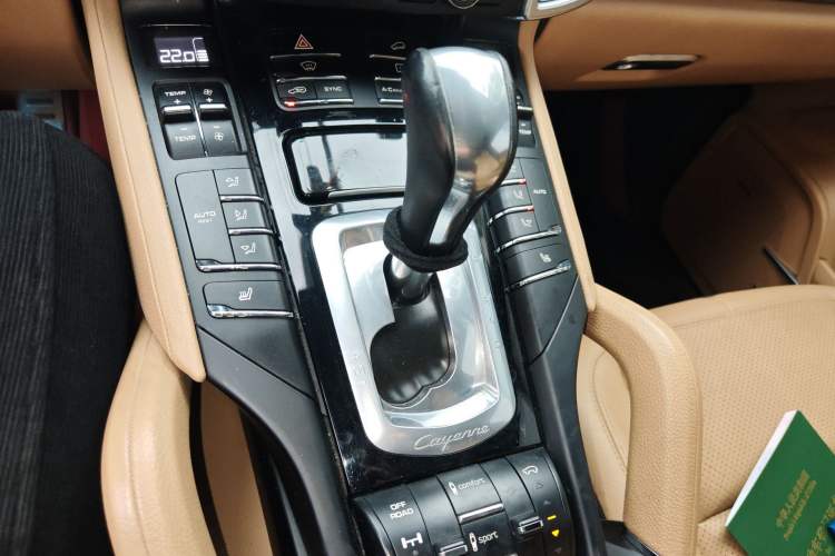 Used Porsche Cayenne 2015 Cayenne 3.0T Gear Lever