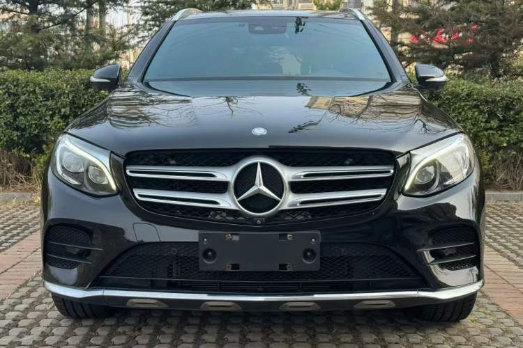 Used Mercedes-Benz GLC 2017 GLC 300 4MATIC Sport Edition
