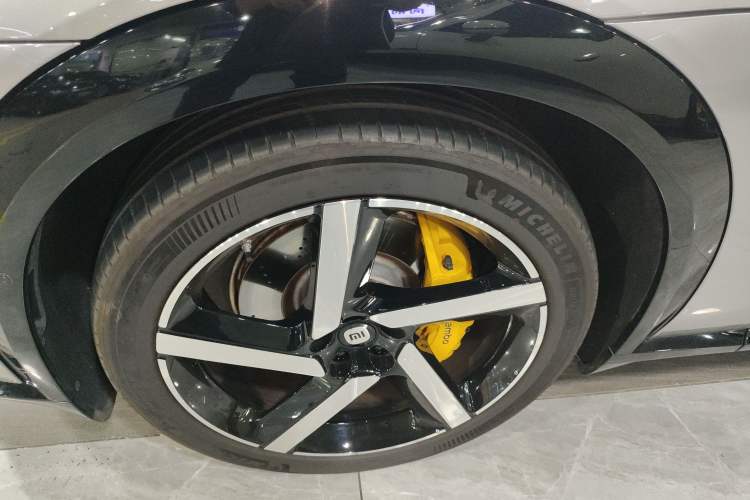 Used Xiaomi Auto YU7 2025 Ultra-Long Range High-Performance All-Wheel-Drive Max Edition