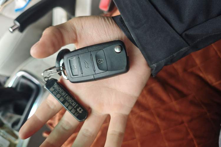 Used Jinbei New Hiace X30L 2016 1.5L Business Edition Van DLCG14 Vehicle Key