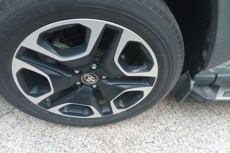 Used Toyota RAV4 2020 2.0L CVT Four-Wheel Drive Prestige Edition Exterior 4