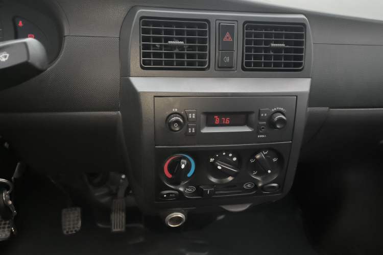 Used Wuling Rongguang Small Truck 2023 1.5L Single-Row LAR