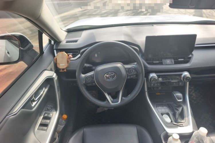 Used Toyota RAV4 2023 2.0L CVT Two-Wheel Drive 20th Anniversary Platinum Edition