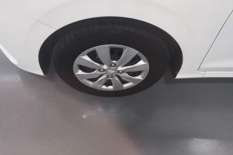 Used Hyundai Verna (older generation) 2020 1.4L Manual GL Refreshed Edition