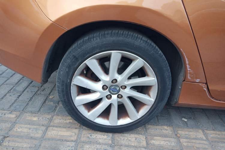 Used Volvo S60 2015 S60L 2.0T Zhiyuan Edition
