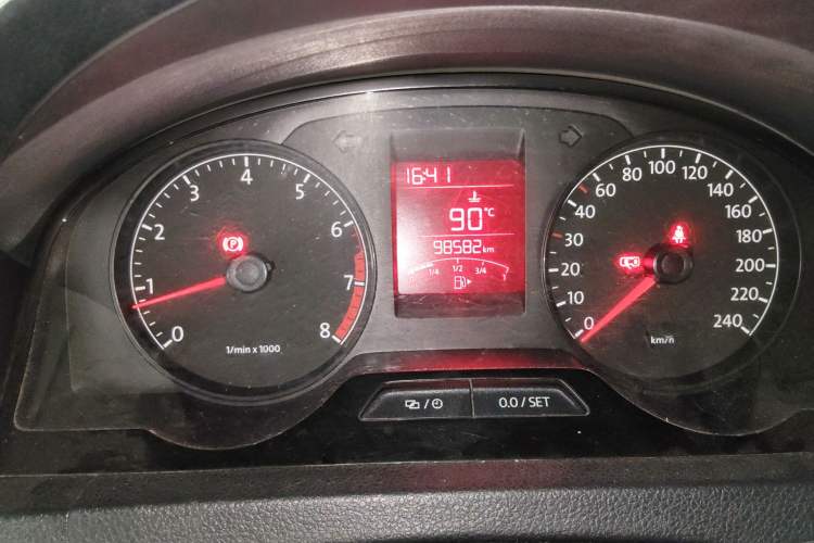 Used Volkswagen Santana 2013 1.4L Manual Comfort Edition
