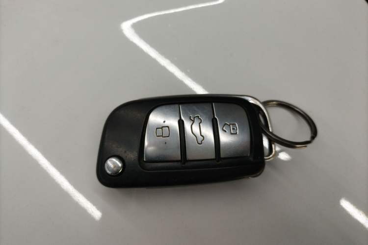 Used JAC Refine S3 2014 1.5L Manual Luxury Model