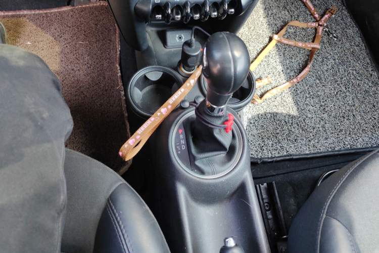 Used MINI 2012 1.6L COOPER Baker Street Gear Lever