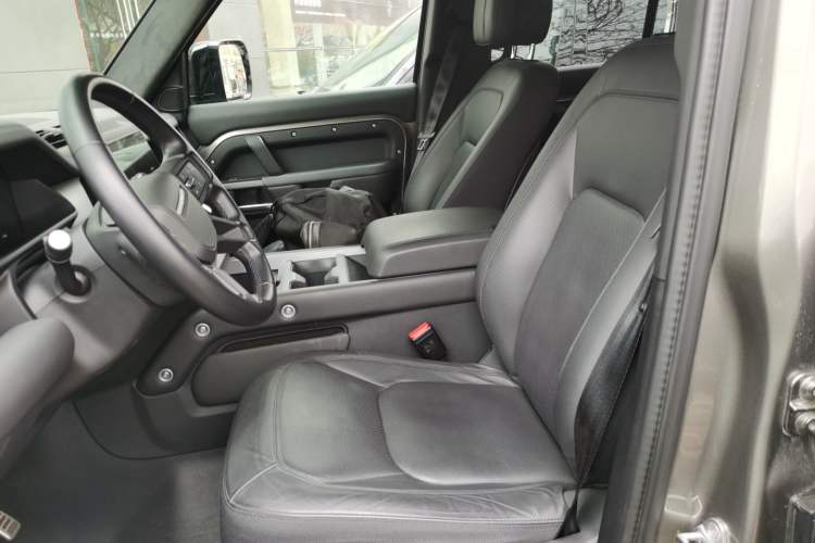 Used Land Rover Defender 2025 110 3.0T P400 X Left Front Seat