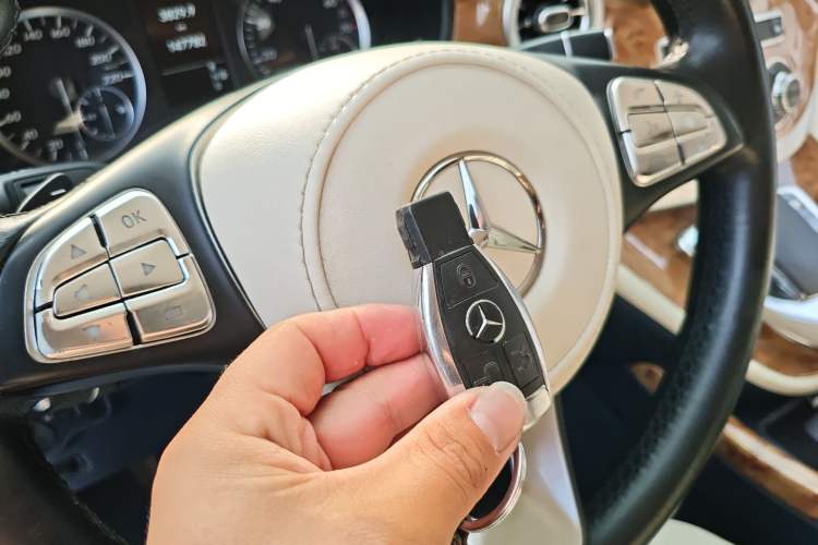 Used Mercedes-Benz Vito 2016 2.0T Business Edition
