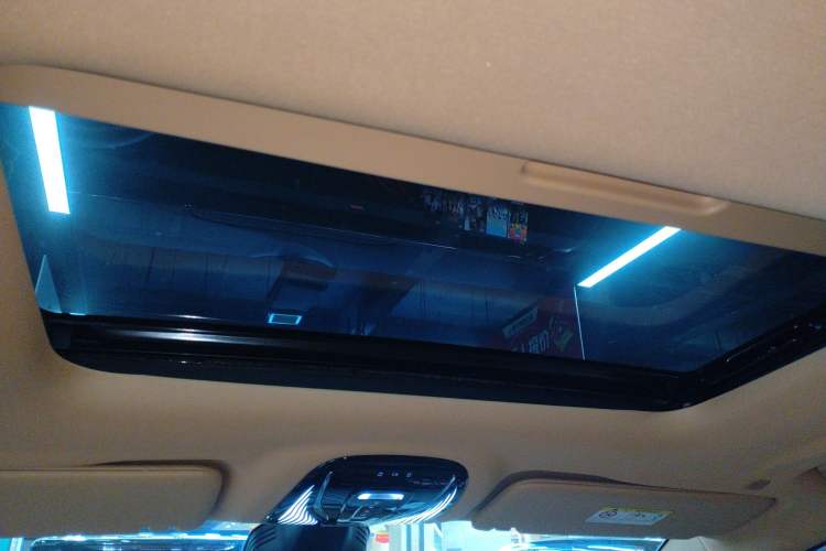 Used VOYAH Dream 2024 PHEV Extended-Range Premium Edition