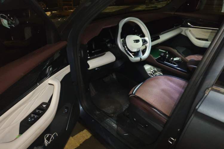 Used Geely Auto Monjaro L 2023 2.0TD High-Power Automatic Two-Wheel Drive Flagship Version
