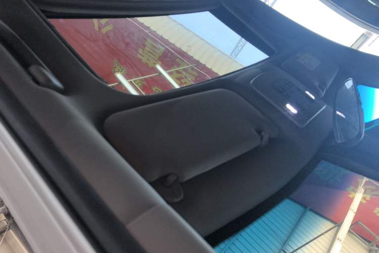 Used Toyota Camry 2019 Revised Version 2.0G Luxury Edition
