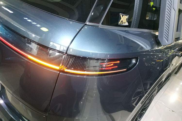 Used Lynk & Co 900 2025 2.0T Exploration Edition
