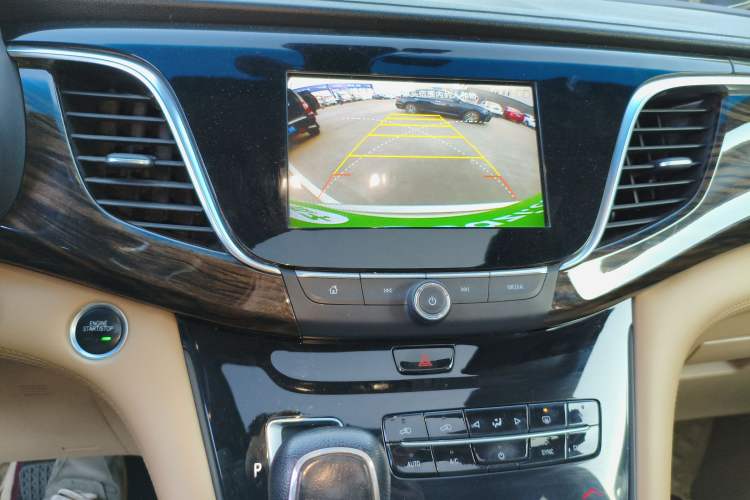 Used Buick GL8 2017 ES 28T Luxury Model China V Standard
