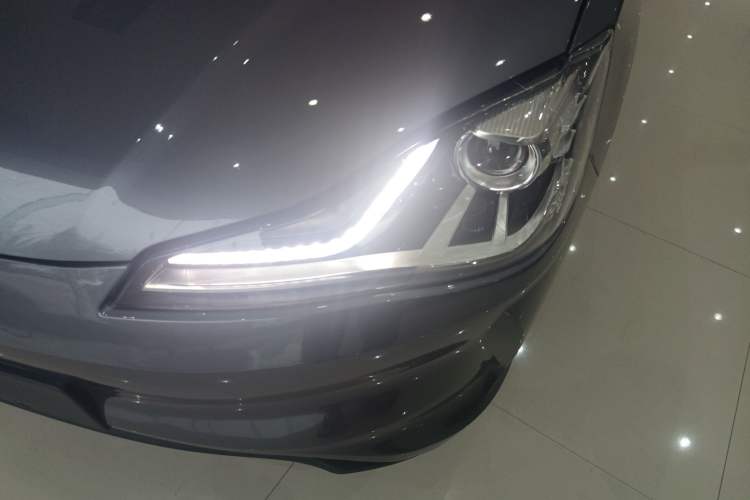 Used NETA V 2021 Standard Range Entertainment Version – Upgraded Model