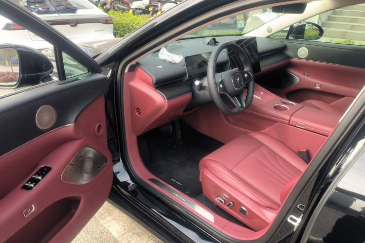 Used VOYAH Lantu Chiguang L 2026 Four-Wheel-Drive Ultra