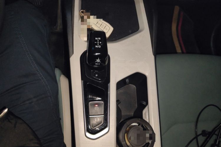 Used Geely Auto Emgrand L HiP 2022 1.5TD-DHT Pro 100KM Super Rui Gear Lever