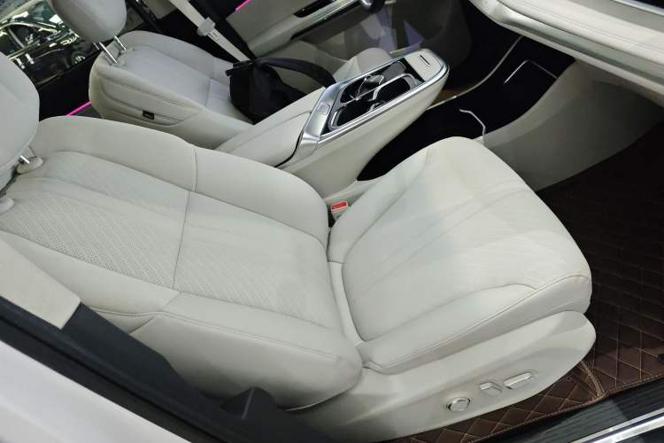 Used SAIC MAXUS Dajia 9 2024 Restyled Super Hybrid Long-Range Forest Edition 7-Seater