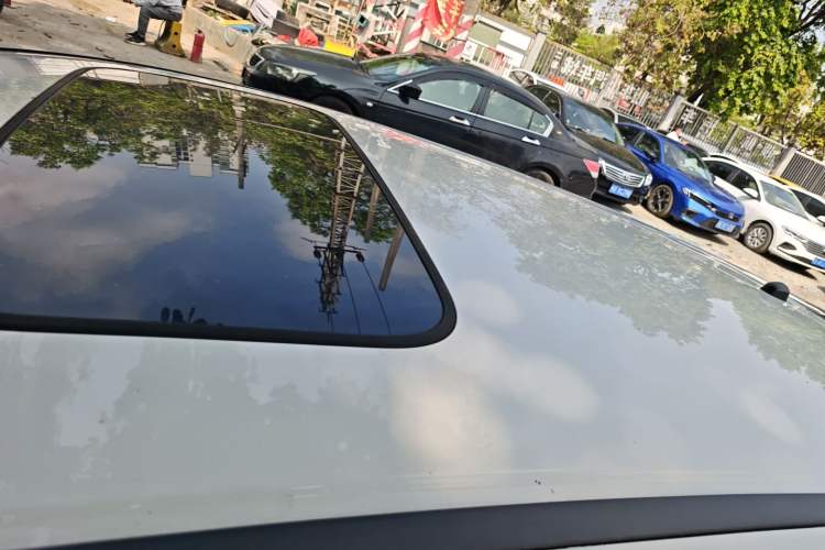 Used Honda Jade 2014 1.8L Automatic Comfort Elite Version 5 Seats