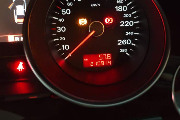 Used Audi A8 2009 A8L 4.2 FSI quattro Prestige Edition Odometer Close Up