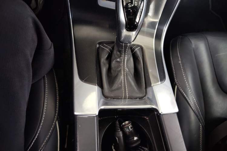 Used Volvo S60 2014 Facelift T5 Personalized Sport Edition
