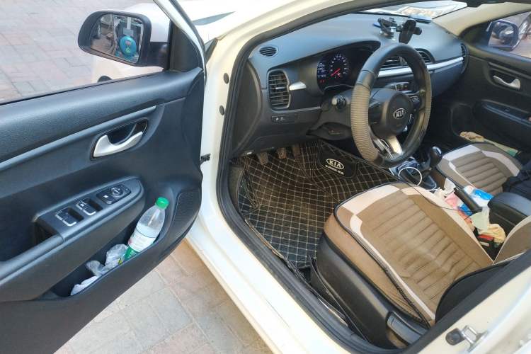 Used Kia K2 2017 Sedan 1.4L Manual Transmission GLS
