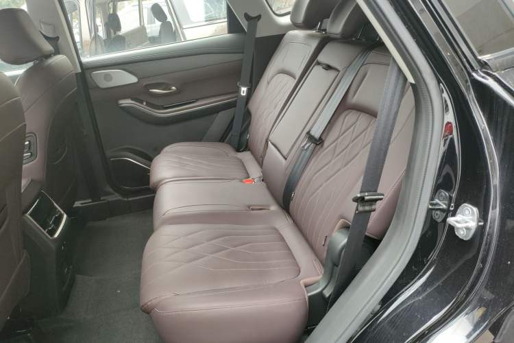 Used JETOUR X90 PRO 2024 2.0T DCT Prestige 7-Seater
