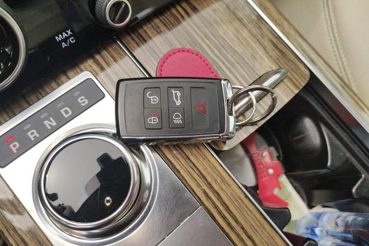 Used Land Rover Range  Vehicle Key