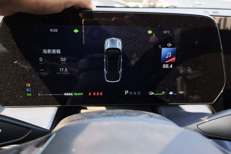 Used Chevrolet Equinox Plus 2024 102km RS Ultimate Edition
